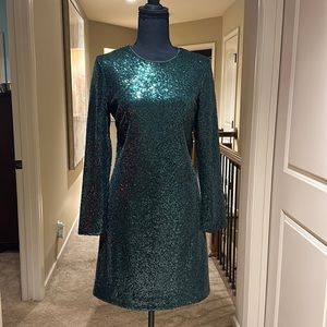 Vince Camuto green sequin mini dress, size 6. Never worn, excellent condition!